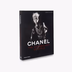 ISBN Chanel, 304 pages