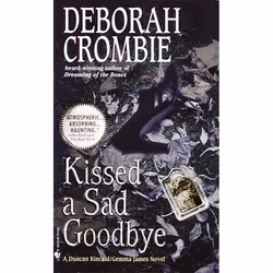 ISBN Kissed a Sad Goodbye, Mystère et suspense, Anglais, Édition de poche, 400 pages
