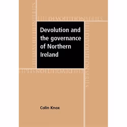 ISBN 9780719074363, Couverture rigide, 320 pages