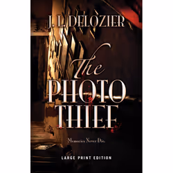 ISBN The Photo Thief, Anglais, Livre broché, 424 pages