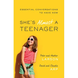 ISBN She's Almost a Teenager (Essential Conversations to Have Now)