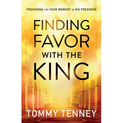 ISBN Finding Favor With the King, Repackaged Edition (Preparing For Your Moment in His Presence)