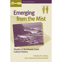 UBC Press Emerging from the Mist livre