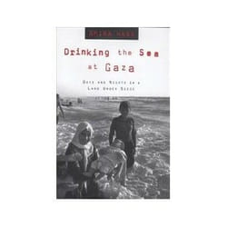 ISBN Drinking the Sea at Gaza: Days and Nights in a Land Under Siege livre politique Anglais