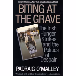 ISBN Biting at the Grave, Livre broché, 344 pages