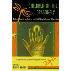 UBC Press Children of the Dragonfly livre
