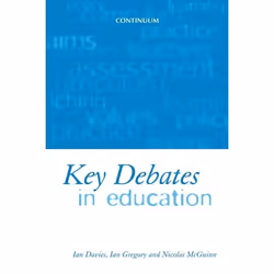 ISBN Key Debates in Education, Anglais, Livre broché, 200 pages