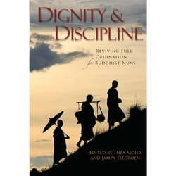ISBN Dignity and Discipline Livre de poche