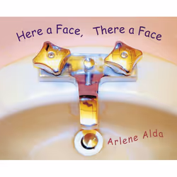 ISBN Here a Face, There a Face, Anglais, Couverture rigide, 32 pages