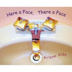 ISBN Here a Face, There a Face Couverture rigide