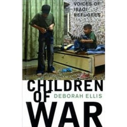 ISBN Children Of War : Voices Of Iraqi Refugees livre histoire Anglais