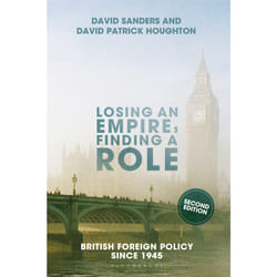 ISBN Losing an Empire, Finding a Role livre Anglais Livre broché 384 pages