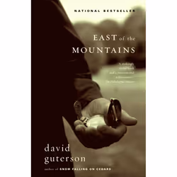 ISBN East of the Mountains, Anglais, Livre broché, 304 pages