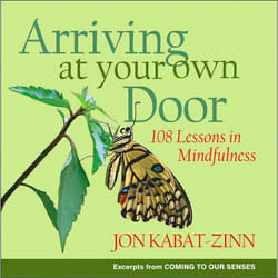 ISBN Arriving at Your Own Door livre Santé, esprit et corps Anglais