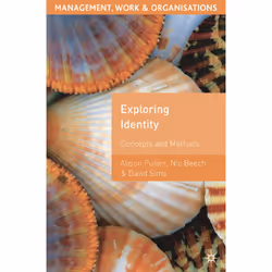 ISBN Exploring Identity, Anglais, Livre broché, 368 pages