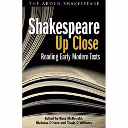ISBN Shakespeare Up Close (Reading Early Modern Texts), Anglais, Livre broché, 416 pages