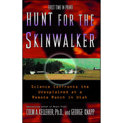 ISBN Hunt for the Skinwalker Livre de poche