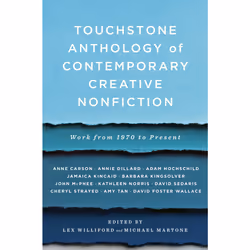 ISBN Touchstone Anthology of Contemporary Creative Nonfiction, Anglais, Livre de poche, 576 pages