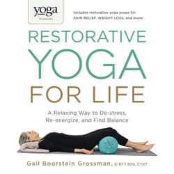 ISBN Yoga Journal Presents Restorative Yoga for Life Livre de poche