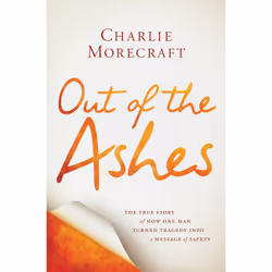 ISBN Out of the Ashes, biographie, Anglais, Couverture rigide, 304 pages