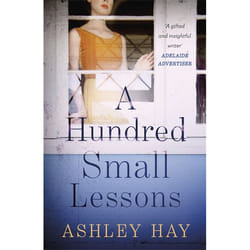 Hachette UK A Hundred Small Lessons