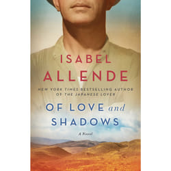 ISBN Of Love and Shadows livre Anglais Livre de poche 336 pages