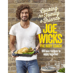 ISBN Cooking for Family and Friends Couverture rigide