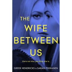 ISBN The Wife Between Us Couverture rigide