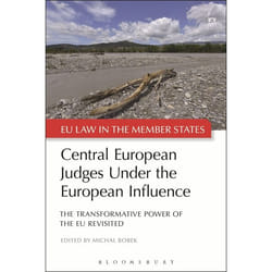 ISBN Central European Judges Under the European Influence (The Transformative Power of the EU Revisited) livre Loi Anglais