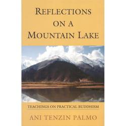 ISBN Reflections on a Mountain Lake livre