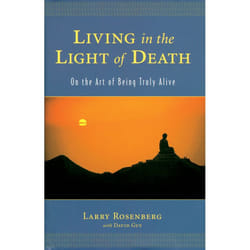 ISBN Living in the Light of Death livre
