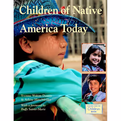 ISBN Children of Native America Today, Anglais, Livre broché, 64 pages