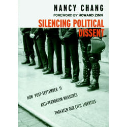 ISBN Silencing Political Dissent livre