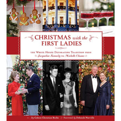 ISBN Christmas with the First Ladies Couverture rigide