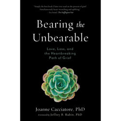ISBN Bearing the Unbearable Livre de poche