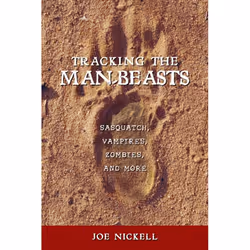 ISBN Tracking the Man-Beasts, Livre broché, 239 pages