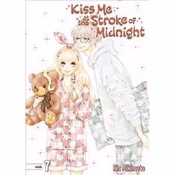 ISBN Kiss Me at the Stroke of Midnight 7, comédies &amp; nouvelles graphiques, Anglais, Livre broché, 200 pages