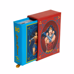 ISBN DC Comics: Wonder Woman (Tiny Book), comédies & nouvelles graphiques, Anglais, Couverture rigide, 192 pages
