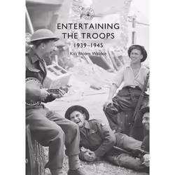 ISBN Entertaining the Troops, Anglais, Livre broché, 64 pages