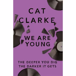 Hachette UK We Are Young, Anglais, Livre broché, 384 pages