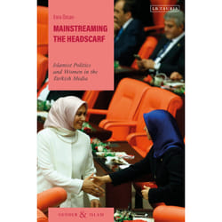 ISBN Mainstreaming the Headscarf Couverture rigide