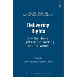 ISBN Delivering Rights (How the Human Rights Act is Working and for Whom) livre Loi Anglais
