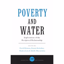 ISBN Poverty and Water, Anglais, Couverture rigide, 224 pages