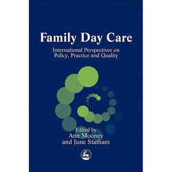 UBC Press Family Day Care livre
