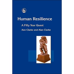 UBC Press Human Resilience, Livre broché, 432 pages
