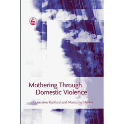 UBC Press Mothering Through Domestic Violence livre