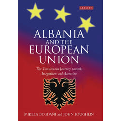 ISBN Albania and the European Union Couverture rigide