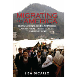 ISBN Migrating to America Couverture rigide
