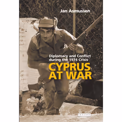 ISBN Cyprus at War, Anglais, Couverture rigide, 376 pages