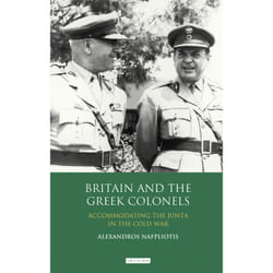 ISBN Britain and the Greek Colonels livre Anglais Couverture rigide 320 pages